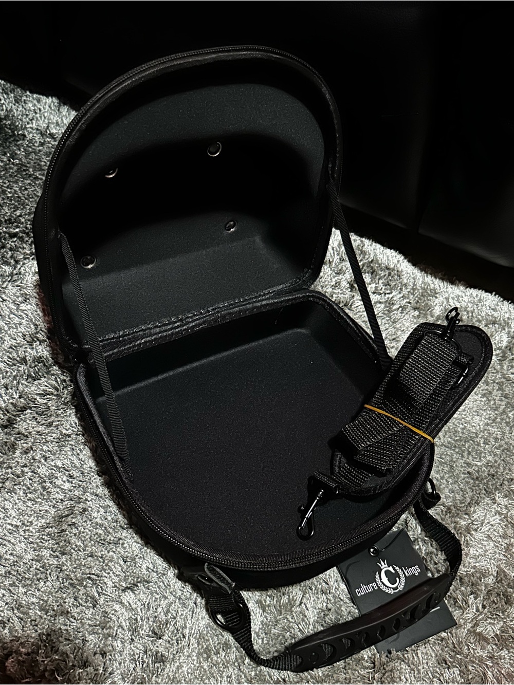Culture Kings Hard Shell Men’s Black Adjustable Lightweight 2 Hat Carrier Case - Picture 3 of 3
